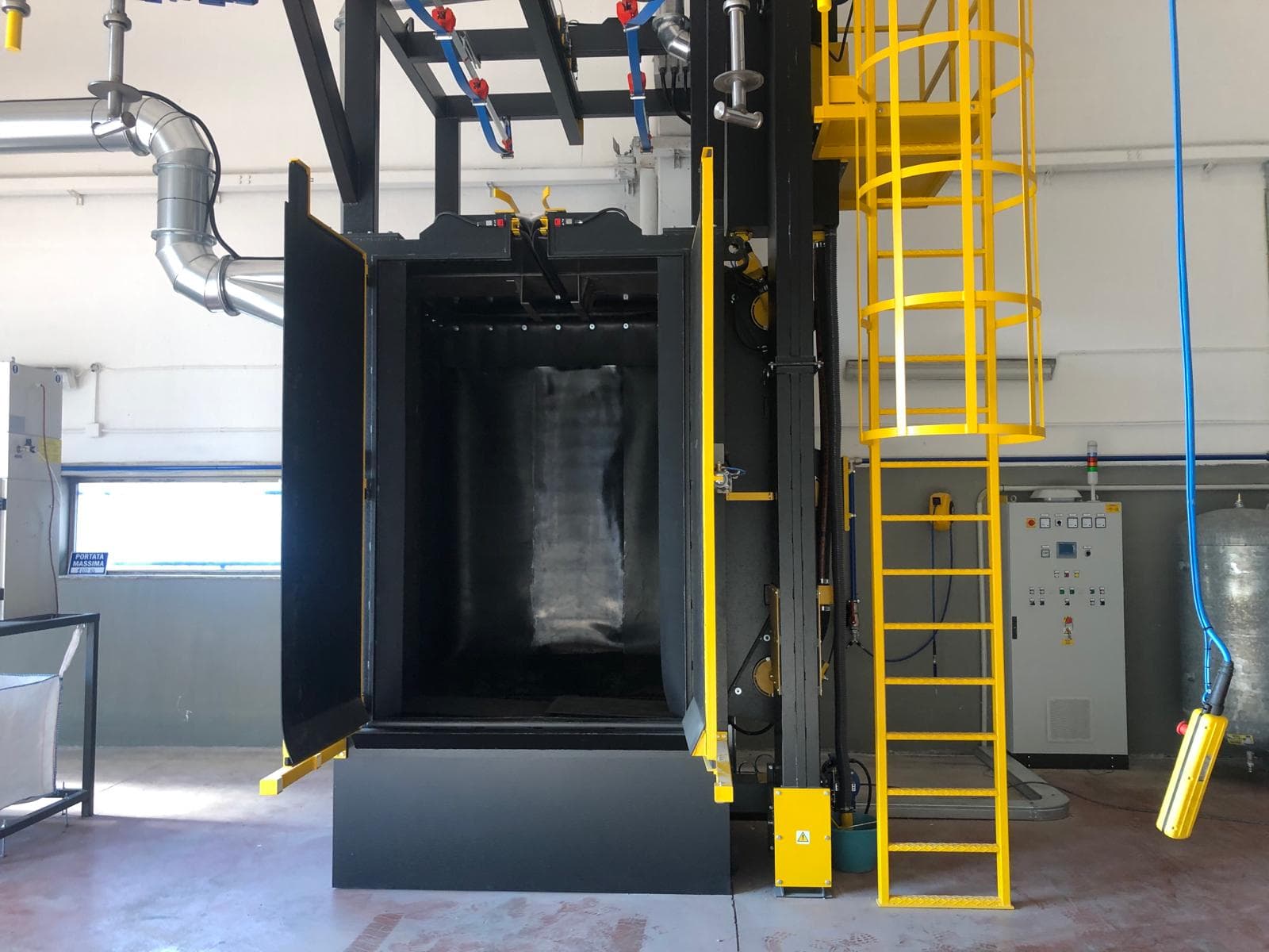 Cabina di micropallinatura 2